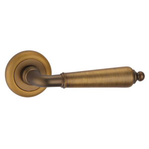 ����� MVM Z-1221 MACC (���������� ��������)